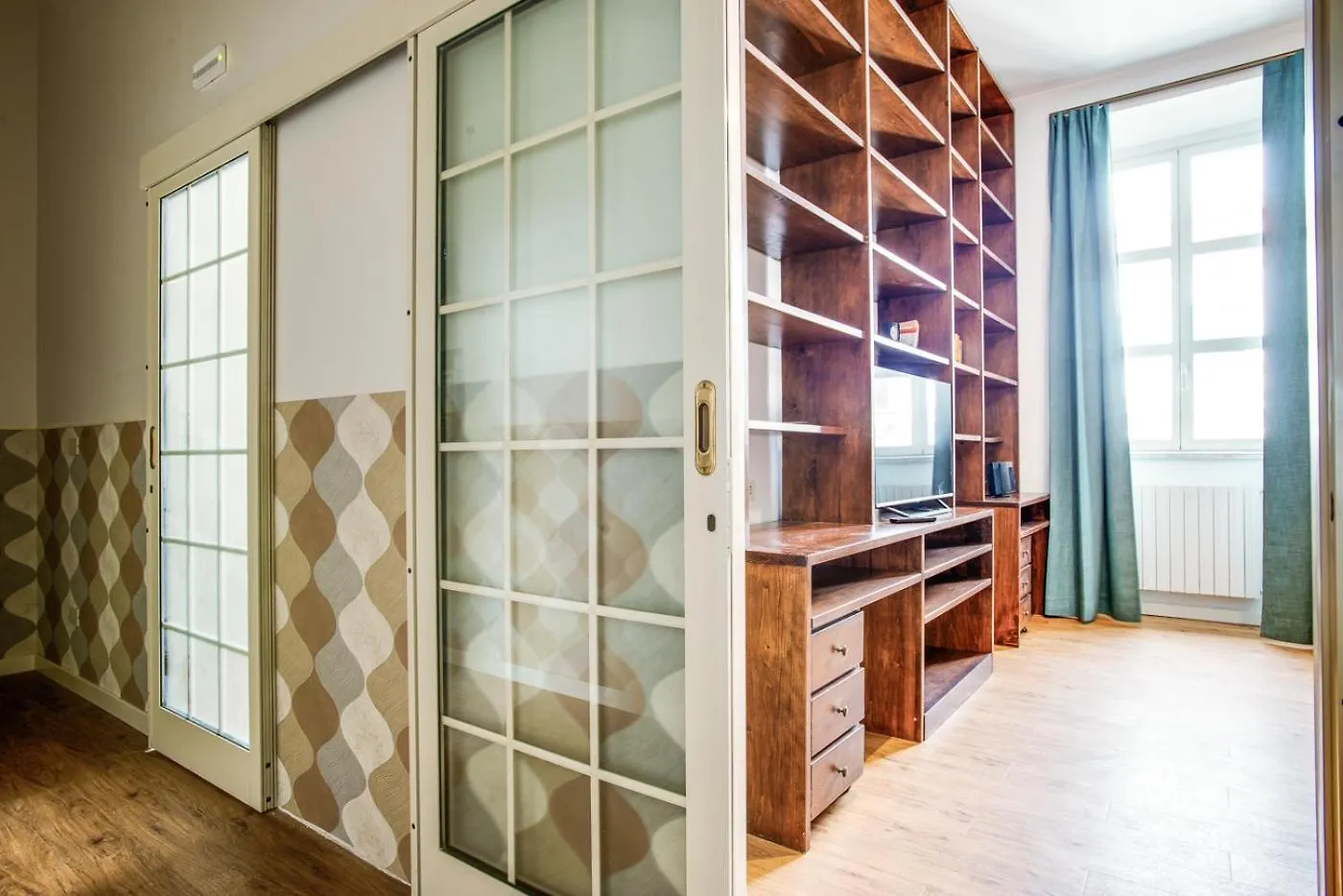 Lovely Apartment In Rome - Volturno